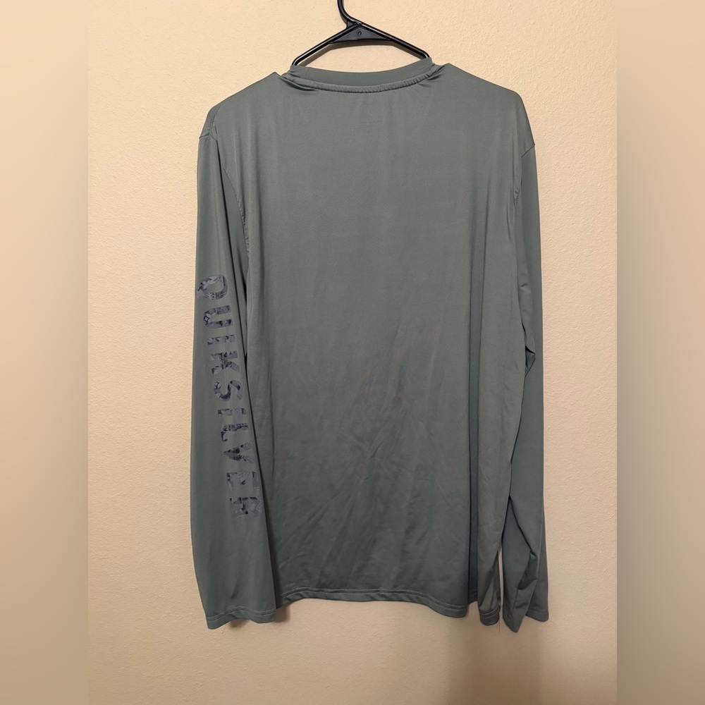 Quiksilver Long Sleeve Shirt XL Gray Performance Tee Surf Fishing Lightweight - Picture 2 of 5